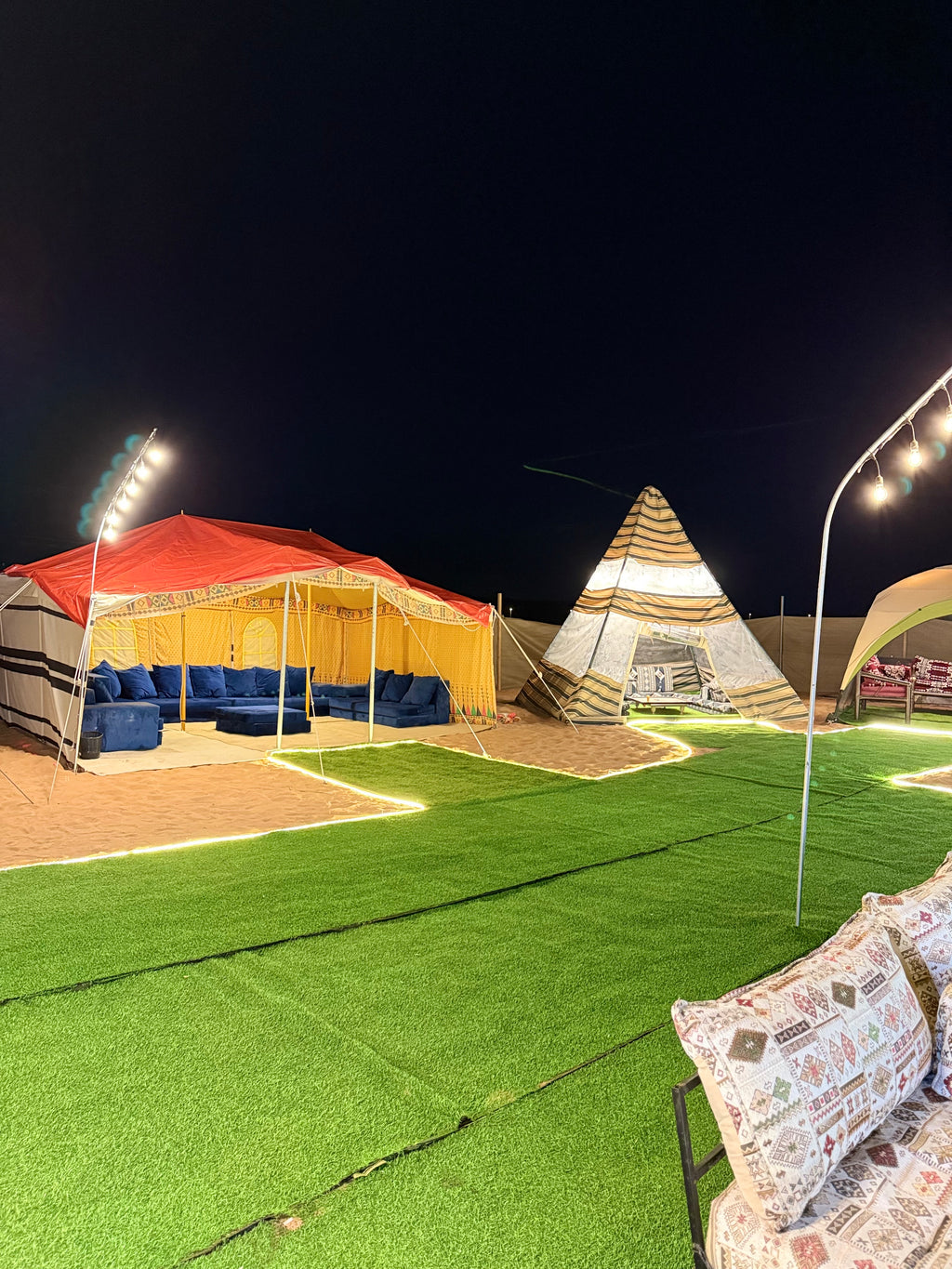 Tent Liwa 1 ( Zone B)